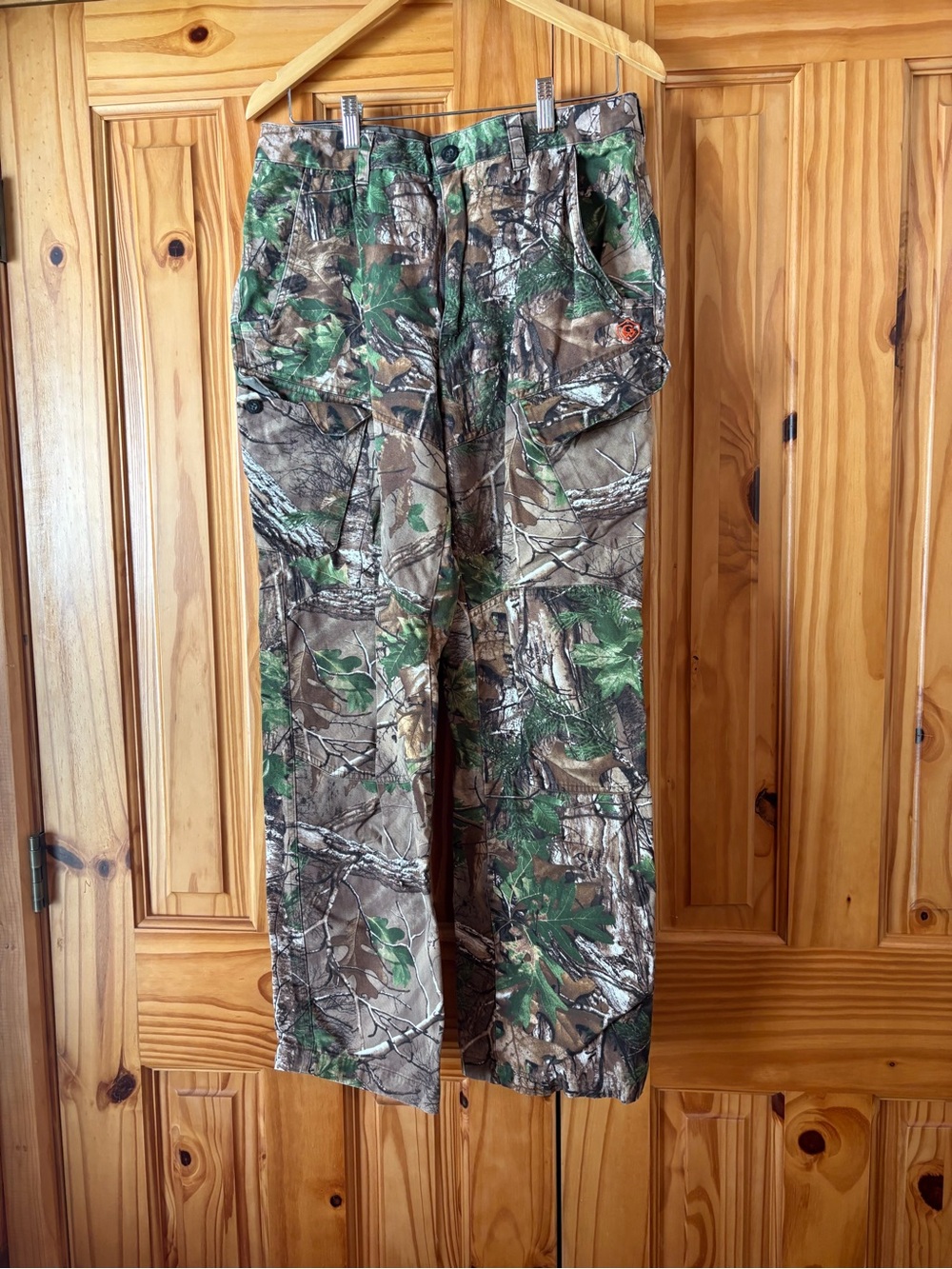 Men's Camouflage Cargo Pants - Green/Brown Realtree-Style Hunting Pants